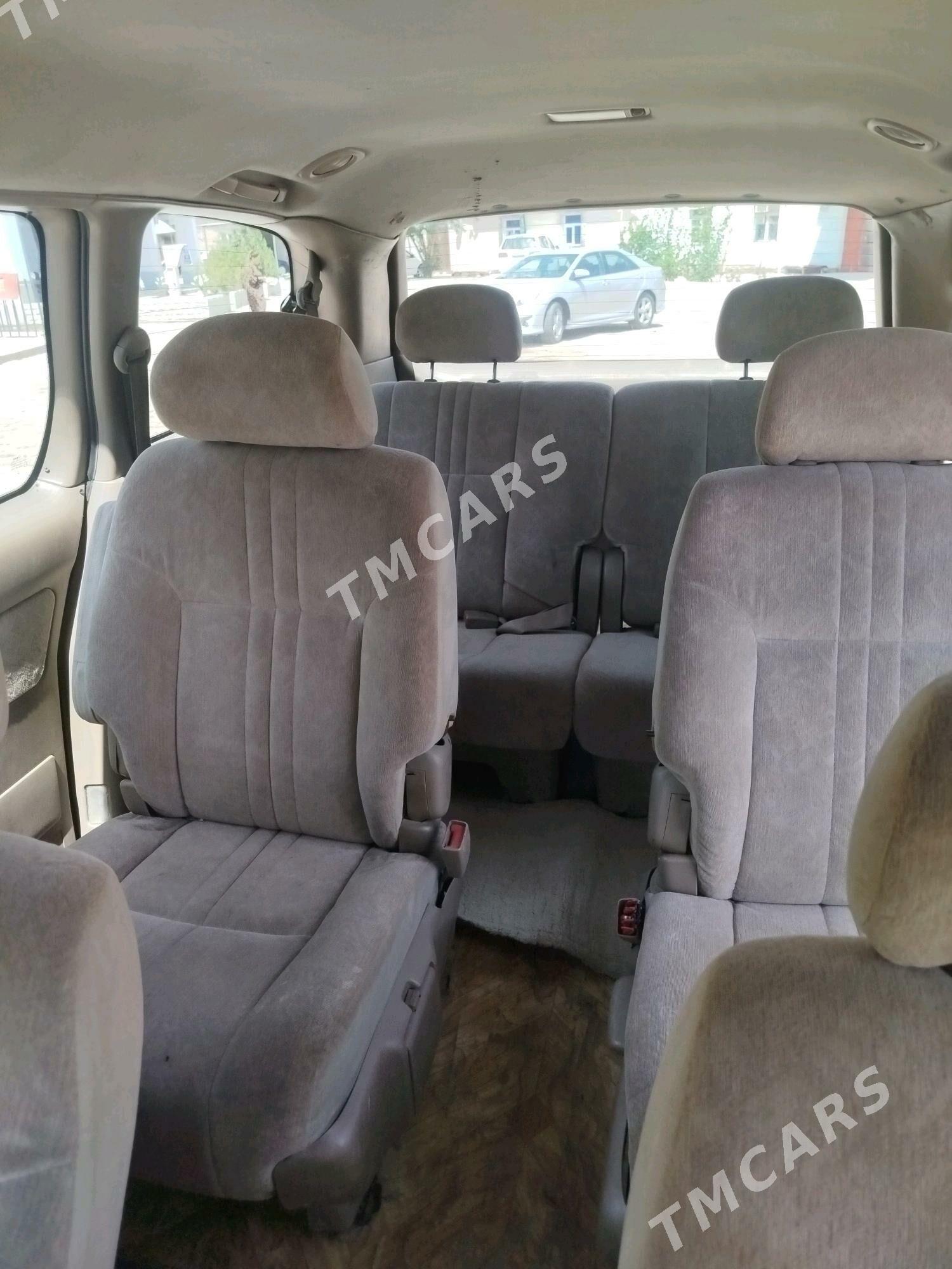 Toyota Sienna 2000 - 126 000 TMT - Daşoguz - img 8