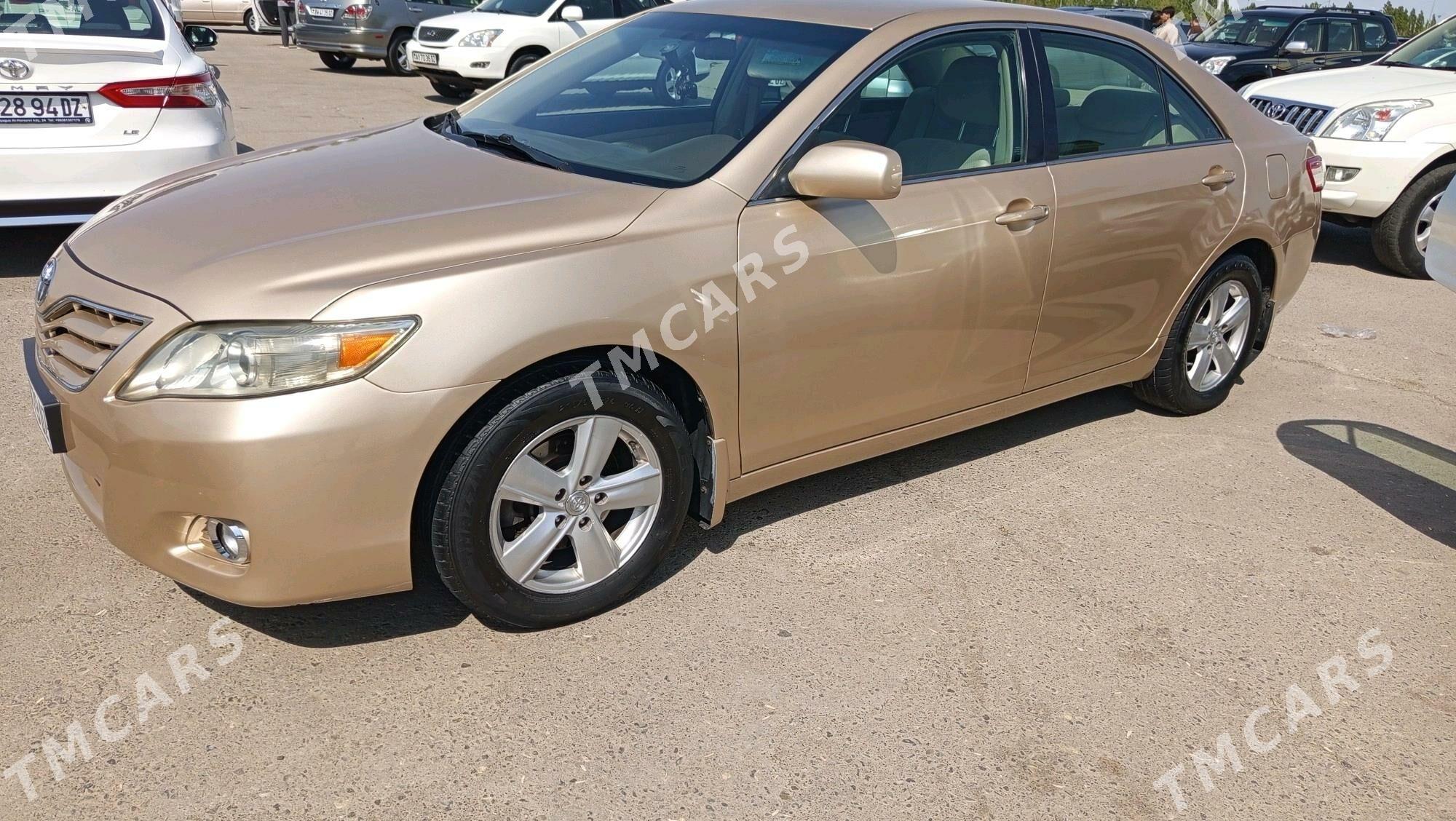 Toyota Camry 2010 - 200 000 TMT - Köneürgenç - img 3
