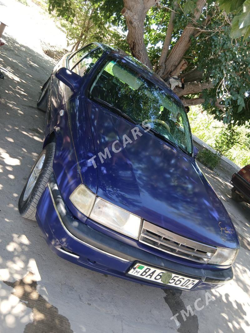 Opel Vectra 1992 - 30 000 TMT - Gubadag - img 3
