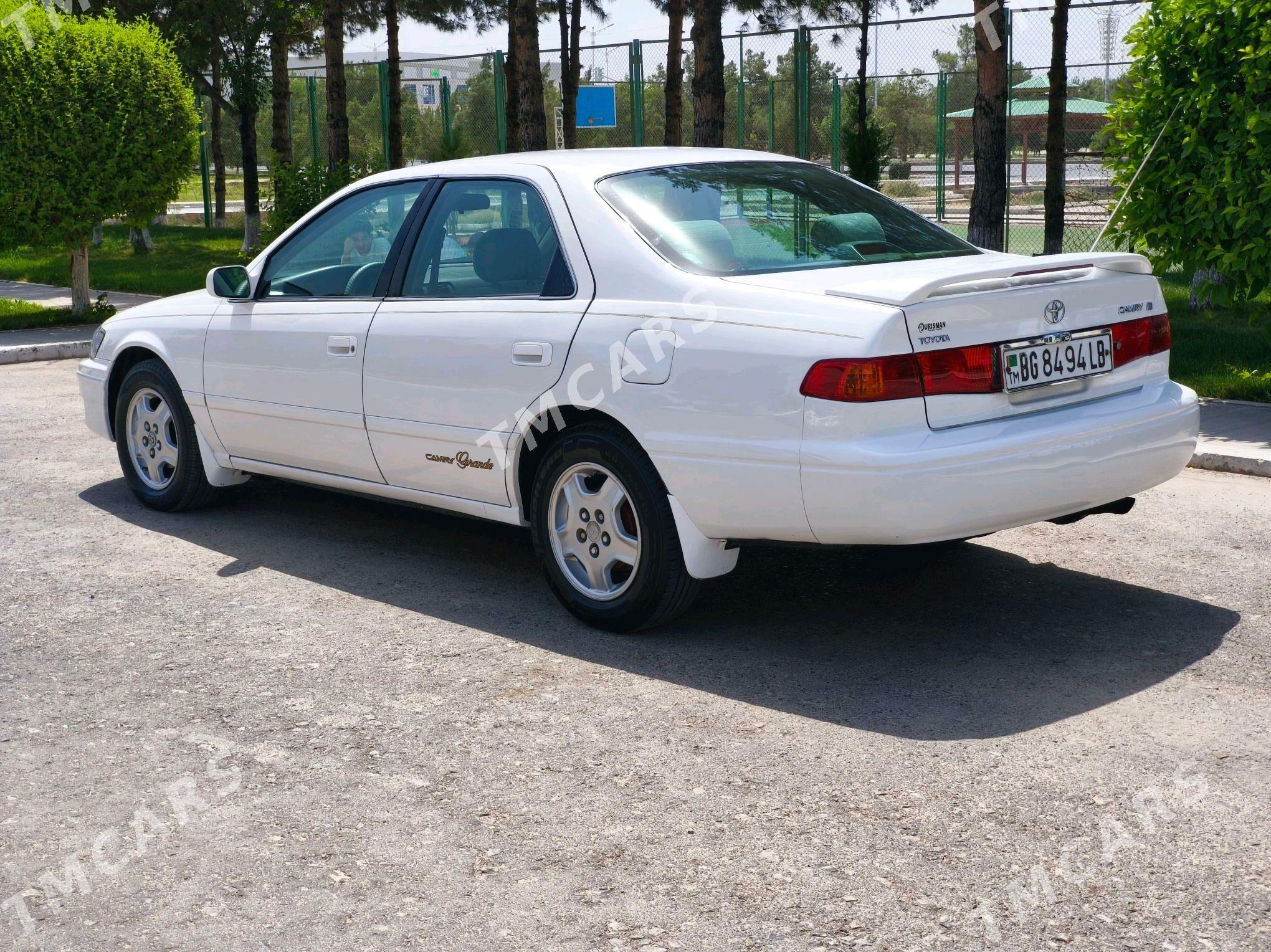 Toyota Camry 2001 - 140 000 TMT - Туркменабат - img 6