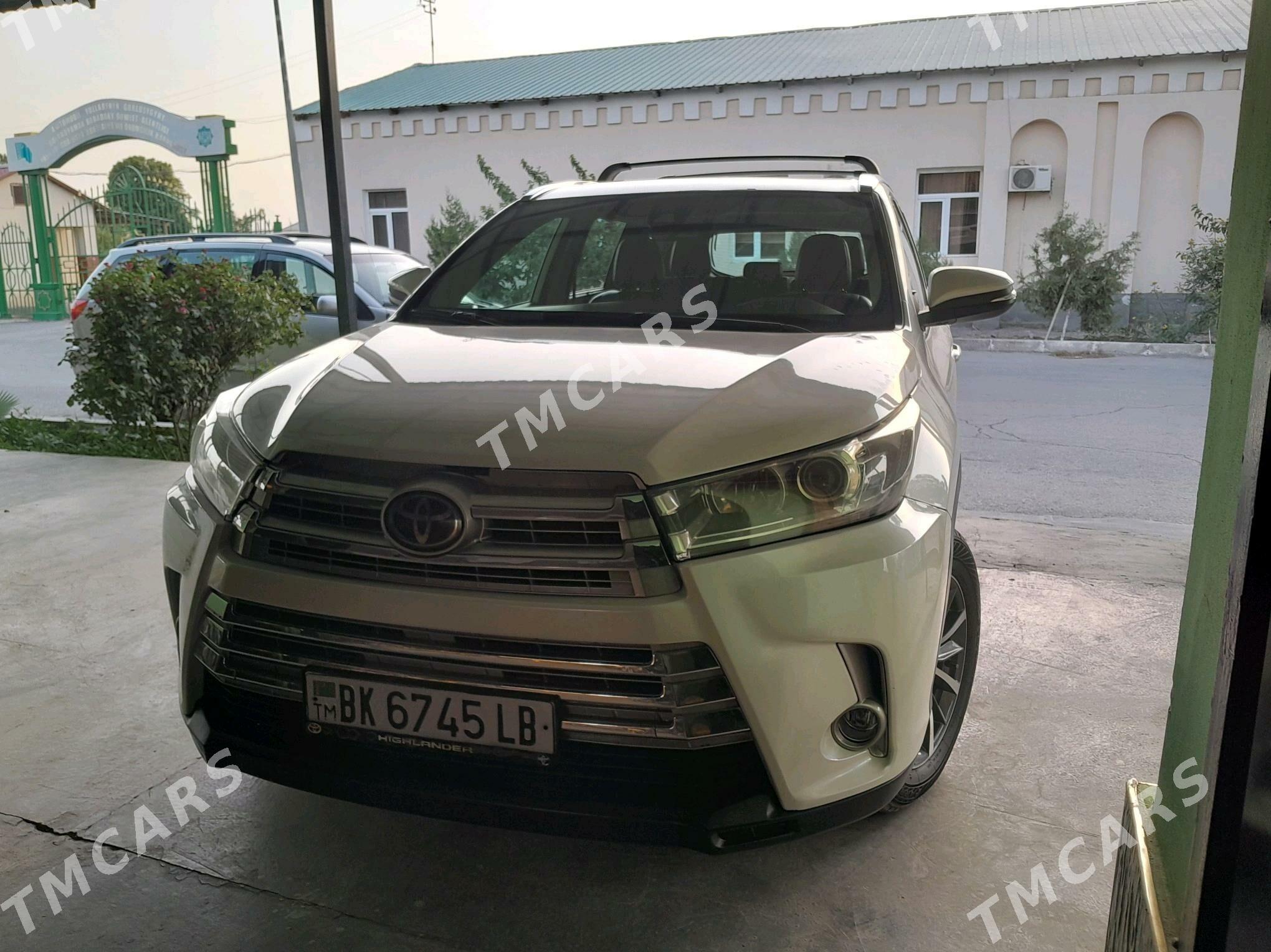 Toyota Highlander 2019 - 500 000 TMT - Türkmenabat - img 2