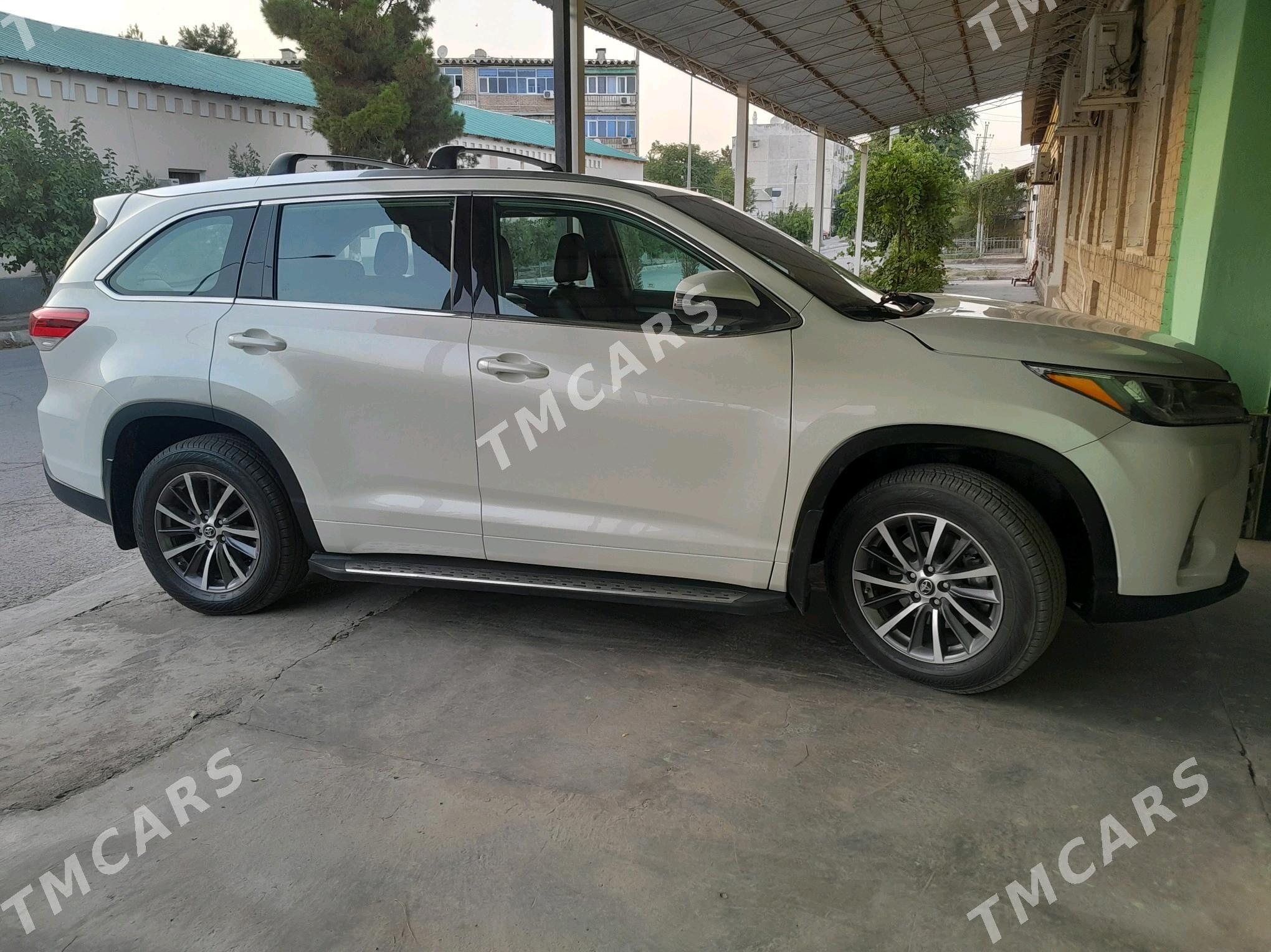 Toyota Highlander 2019 - 500 000 TMT - Türkmenabat - img 3