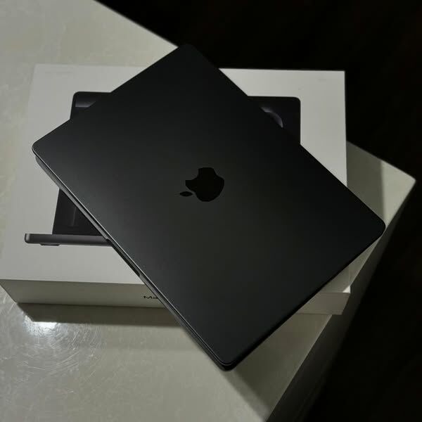 MacBook Pro M4 Max 128/2TB - Ашхабад - img 3
