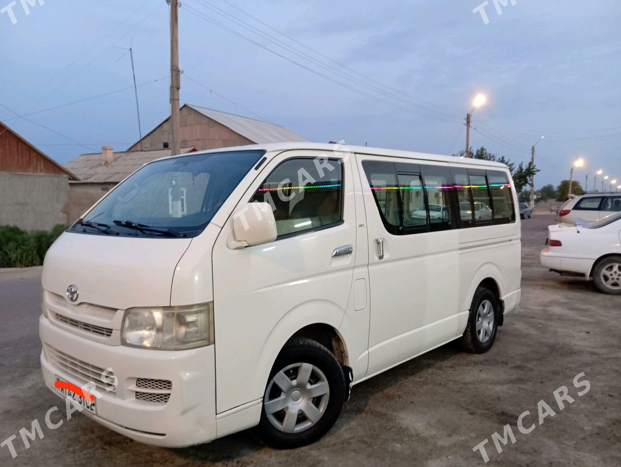 Toyota Hiace 2008 - 300 000 TMT - Akdepe - img 6