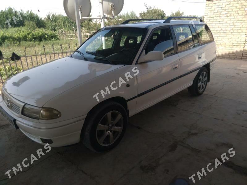 Opel Astra 1997 - 50 000 TMT - Мургап - img 8