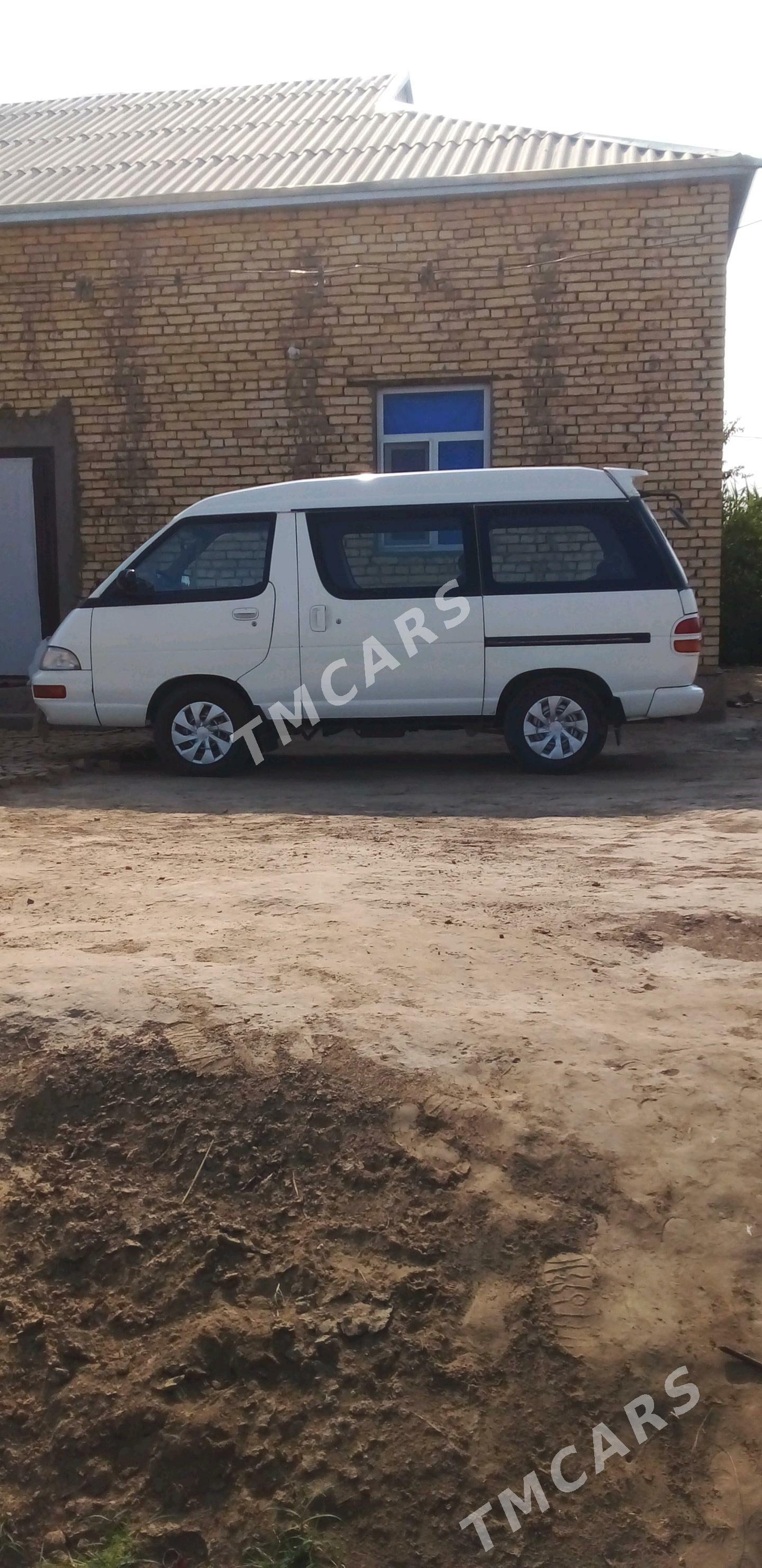 Toyota Town Ace 1994 - 32 000 TMT - Ёлётен - img 4