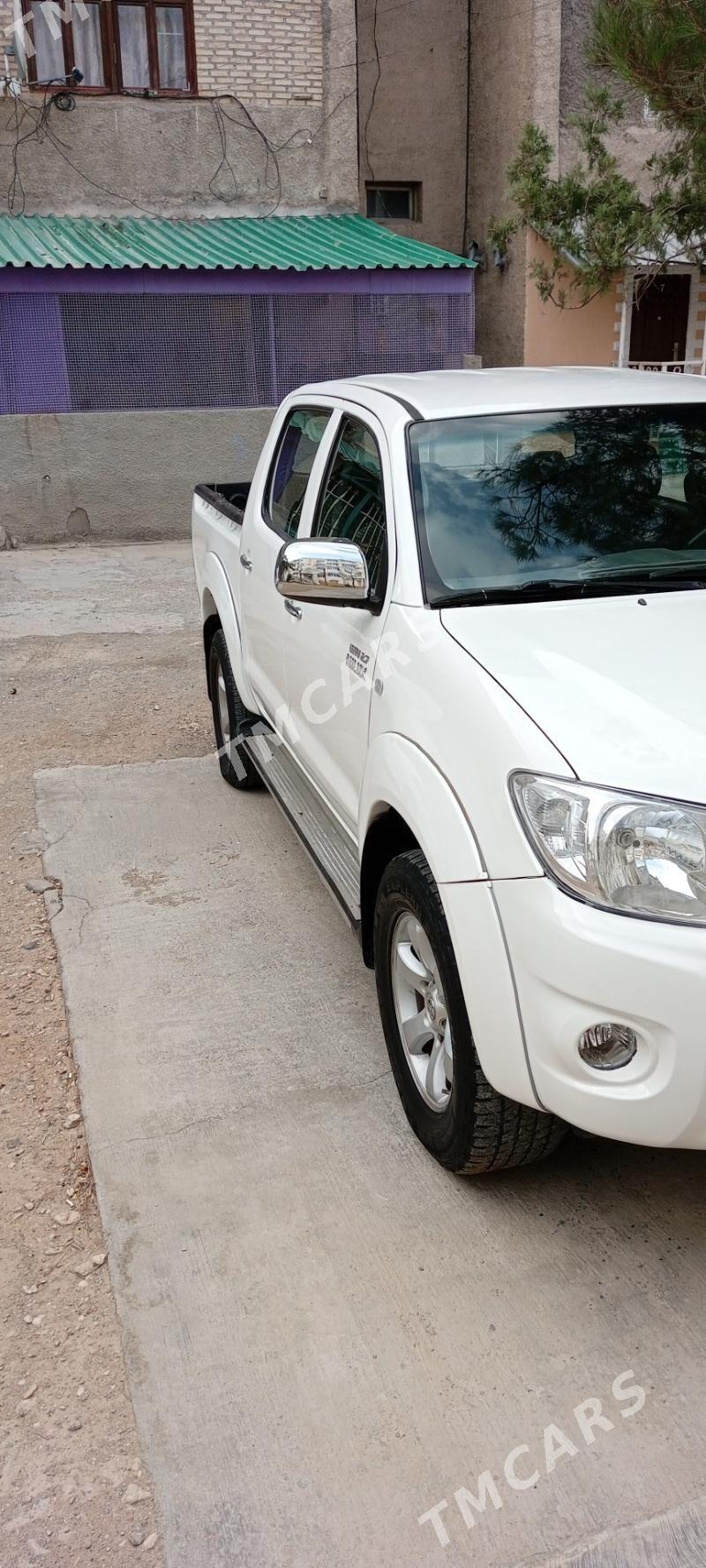 Toyota Hilux 2009 - 210 000 TMT - Türkmenbaşy - img 6