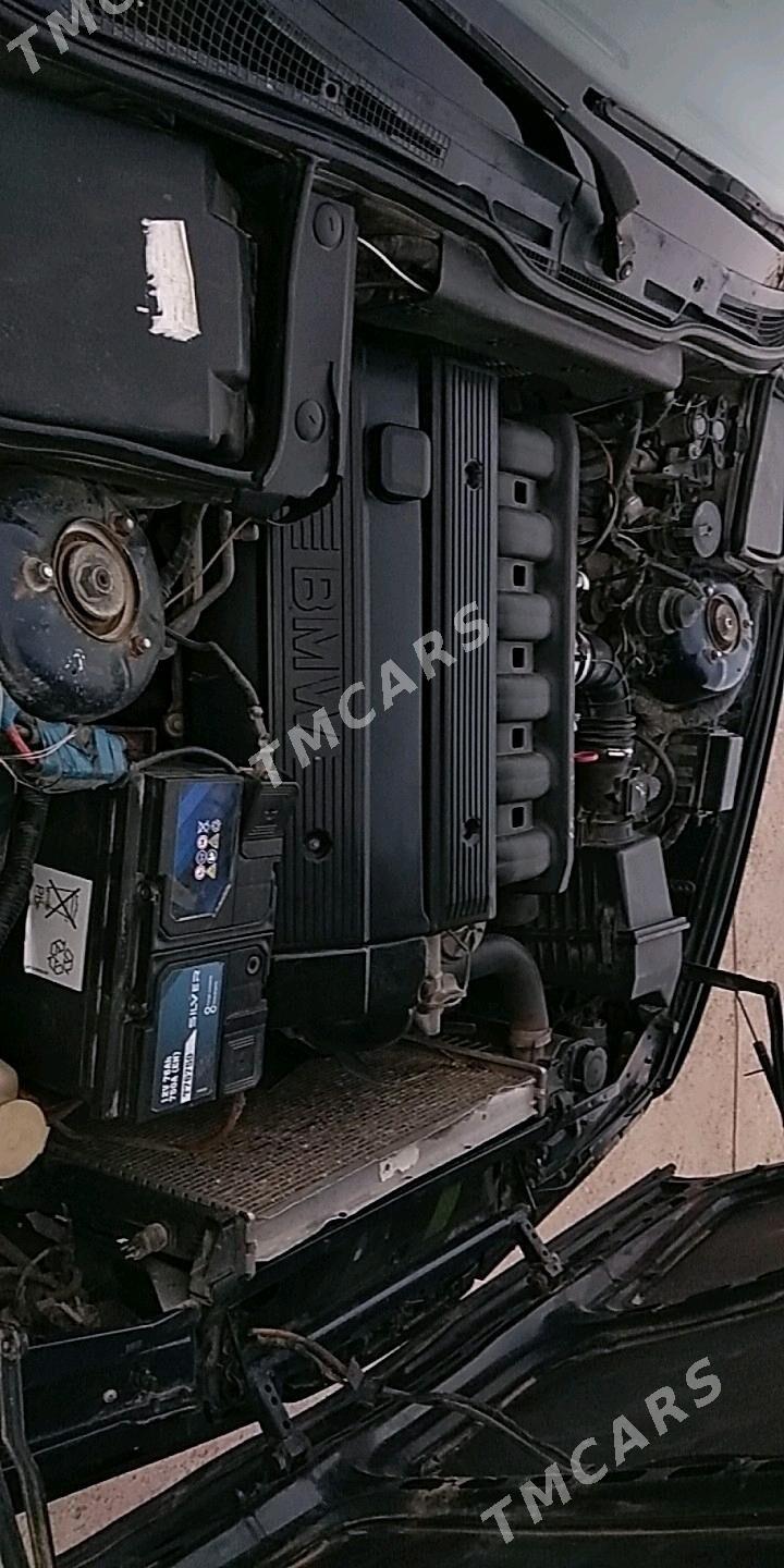 BMW 520 1990 - 55 000 TMT - Murgap - img 9