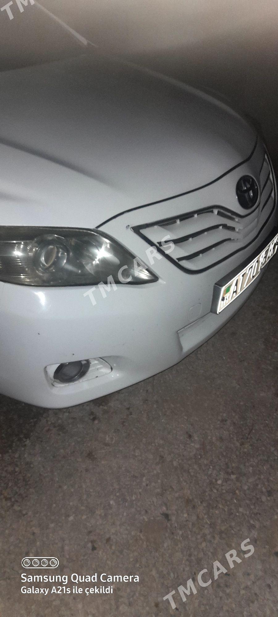 Toyota Camry 2010 - 130 000 TMT - Balkanabat - img 4