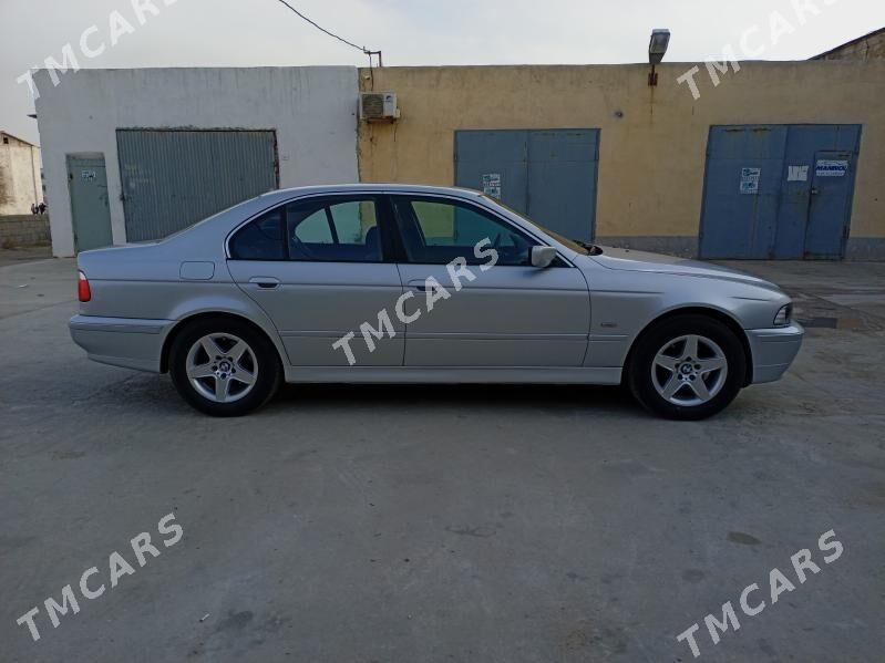BMW E39 2000 - 110 000 TMT - Хазар - img 4