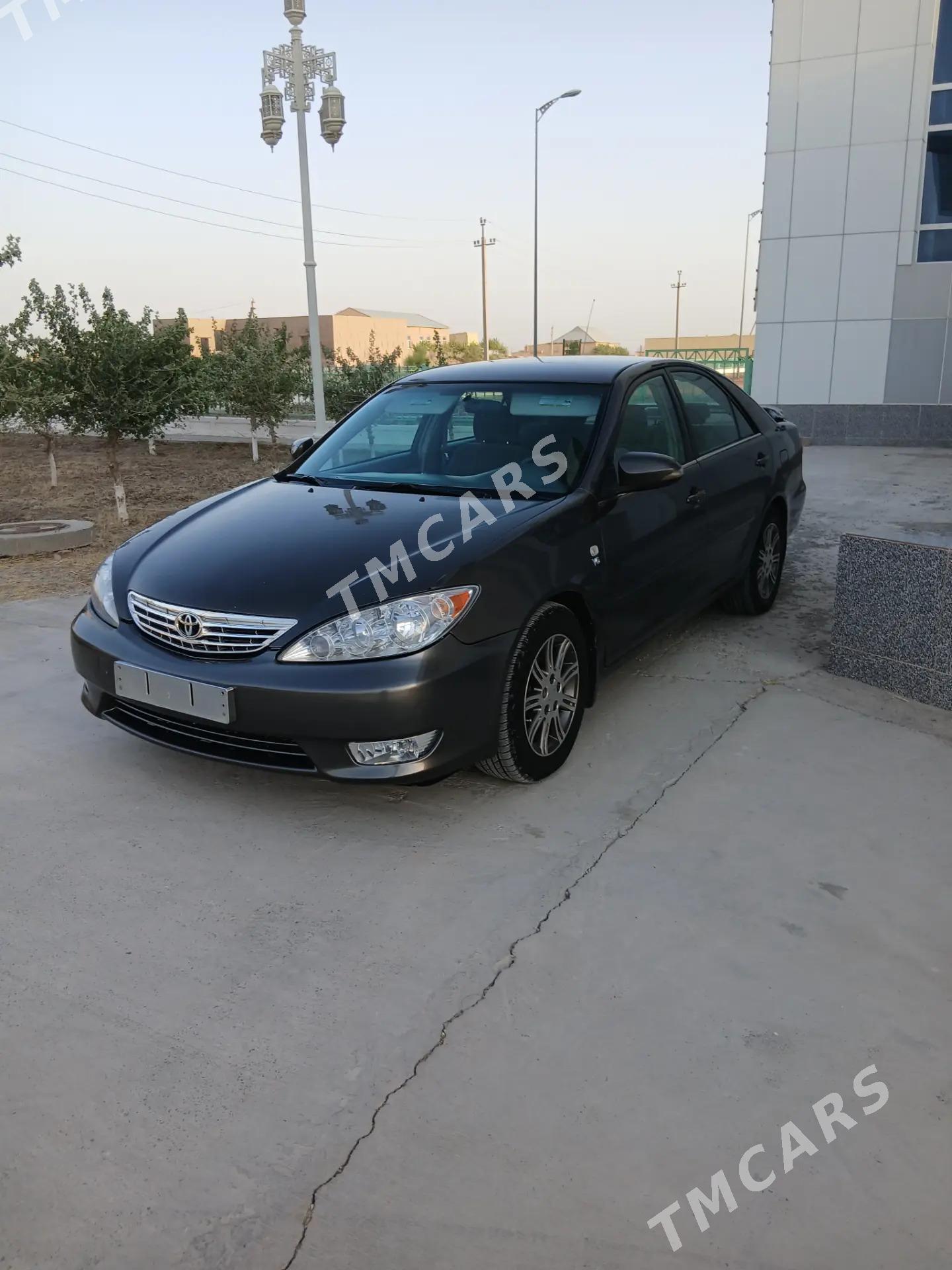 Toyota Camry 2005 - 158 000 TMT - Халач - img 2