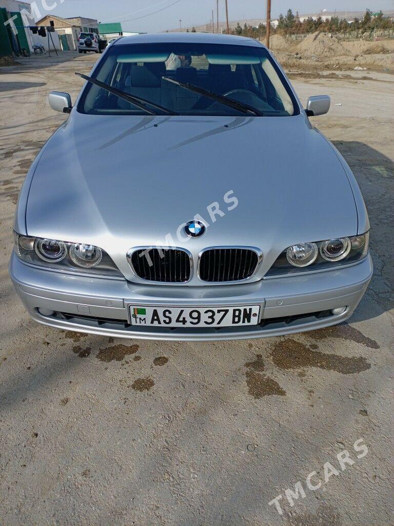 BMW E39 2000 - 110 000 TMT - Хазар - img 3
