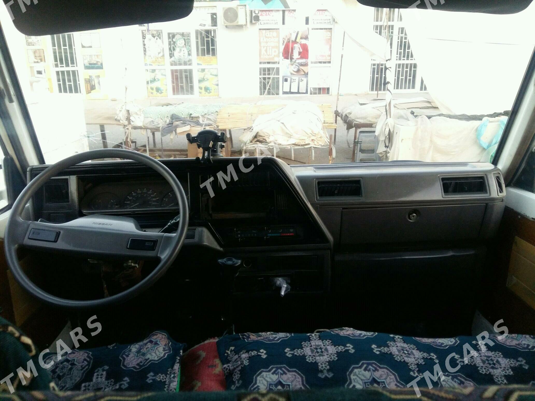 Toyota Hiace 1997 - 50 000 TMT - Байрамали - img 7