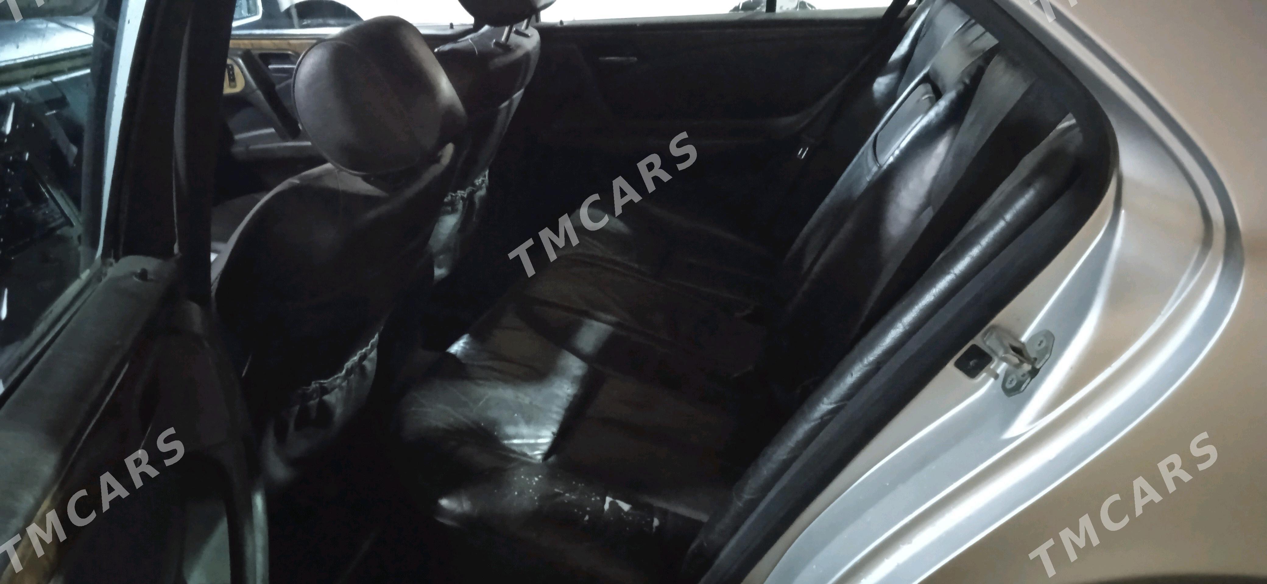 Mercedes-Benz E320 1999 - 50 000 TMT - Сакарчага - img 4