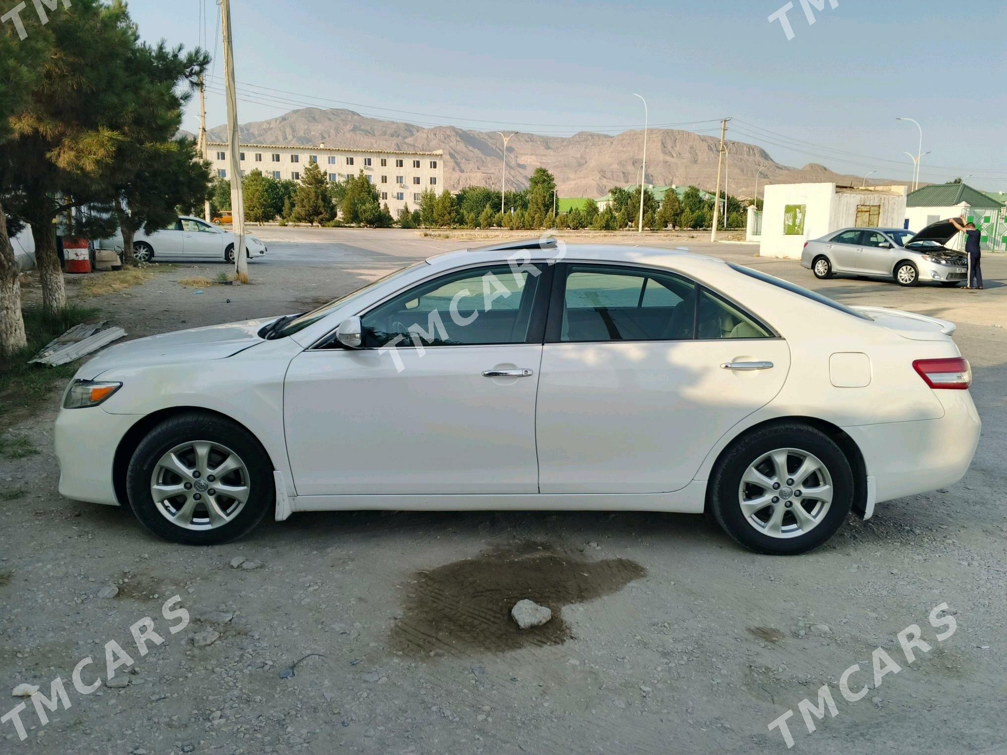 Toyota Camry 2010 - 195 000 TMT - Balkanabat - img 4