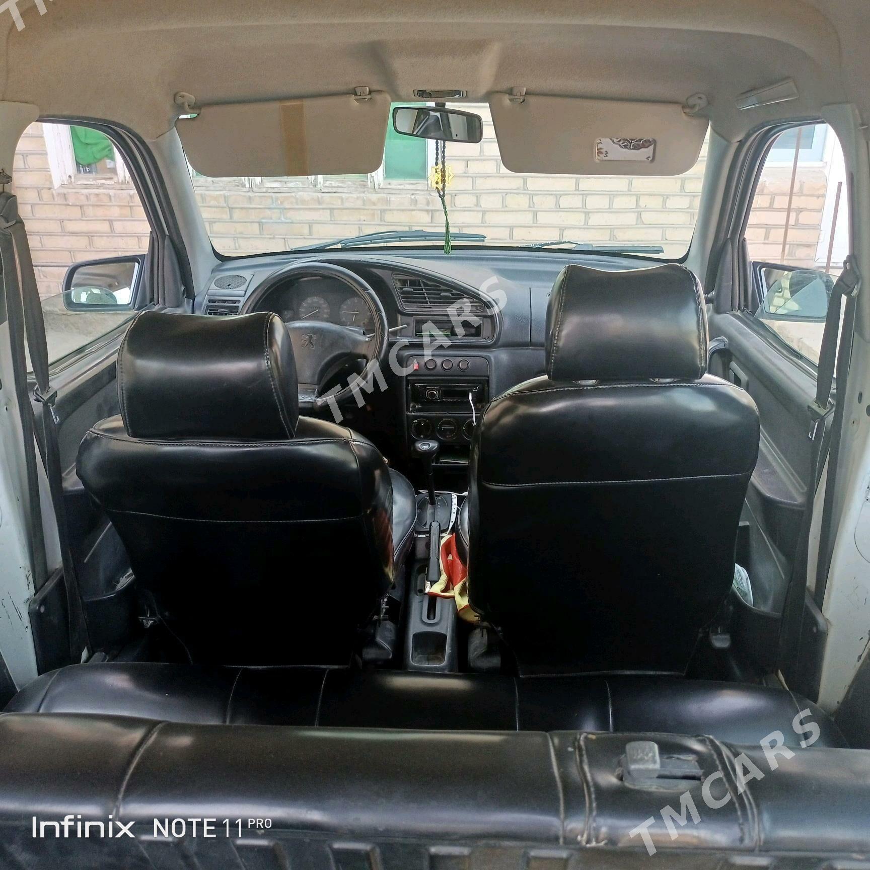 Toyota Carina 1998 - 45 000 TMT - Байрамали - img 7