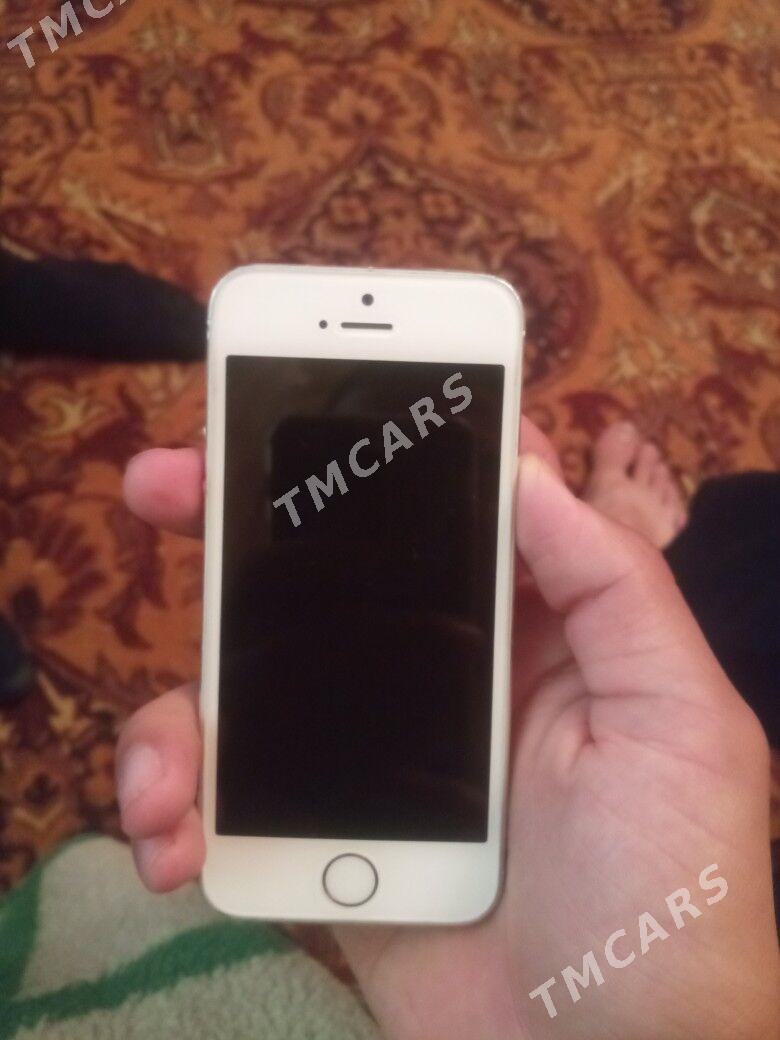 iPhone 5 c 32 - Türkmenabat - img 2