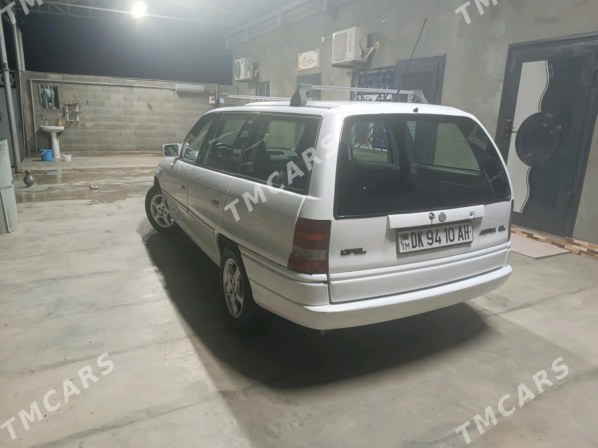 Opel Astra 1992 - 40 000 TMT - Bäherden - img 3