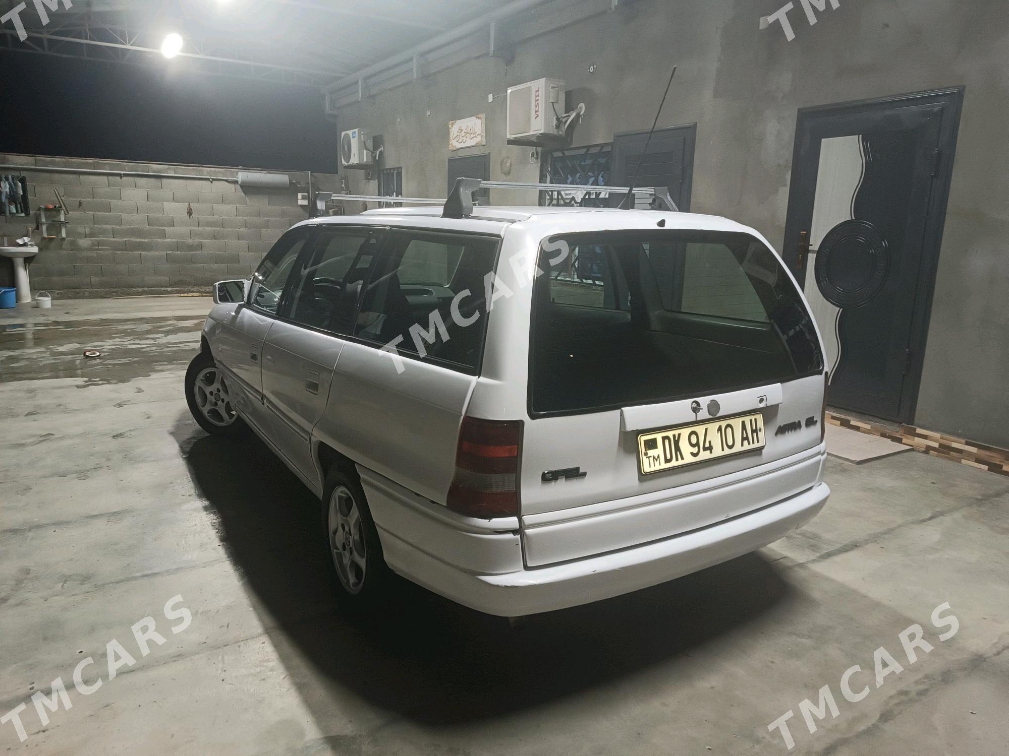 Opel Astra 1992 - 40 000 TMT - Bäherden - img 6