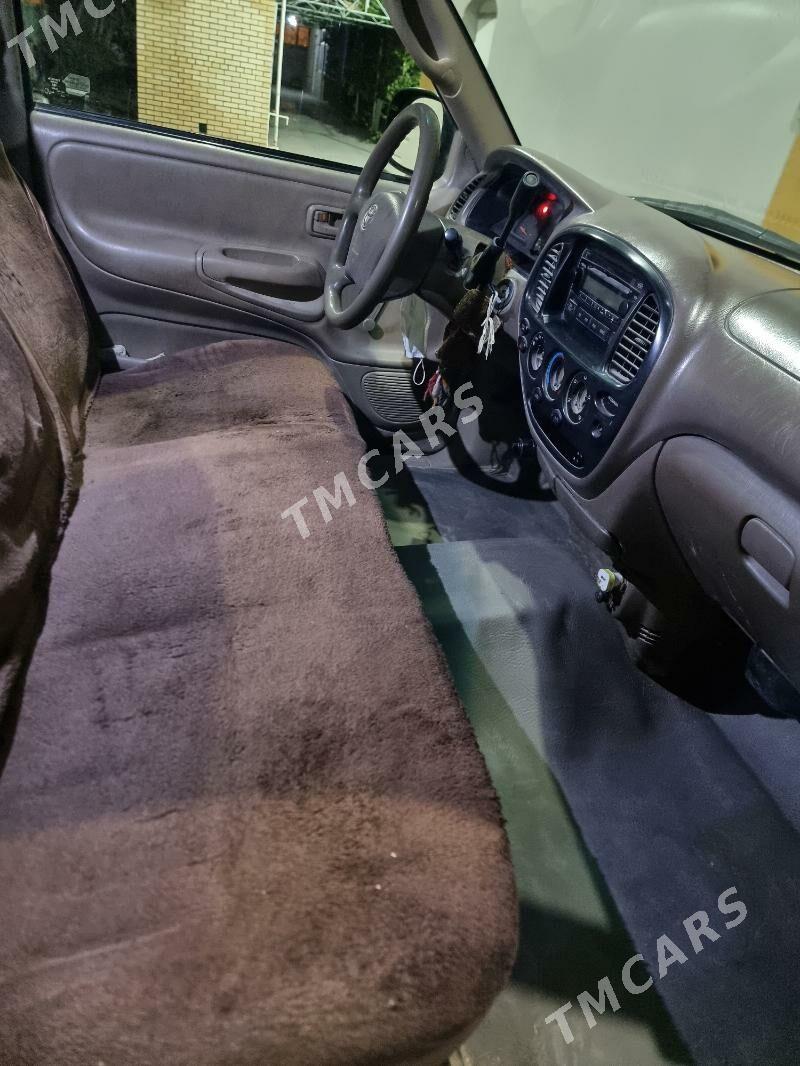 Toyota Tundra 2004 - 250 000 TMT - Мургап - img 3