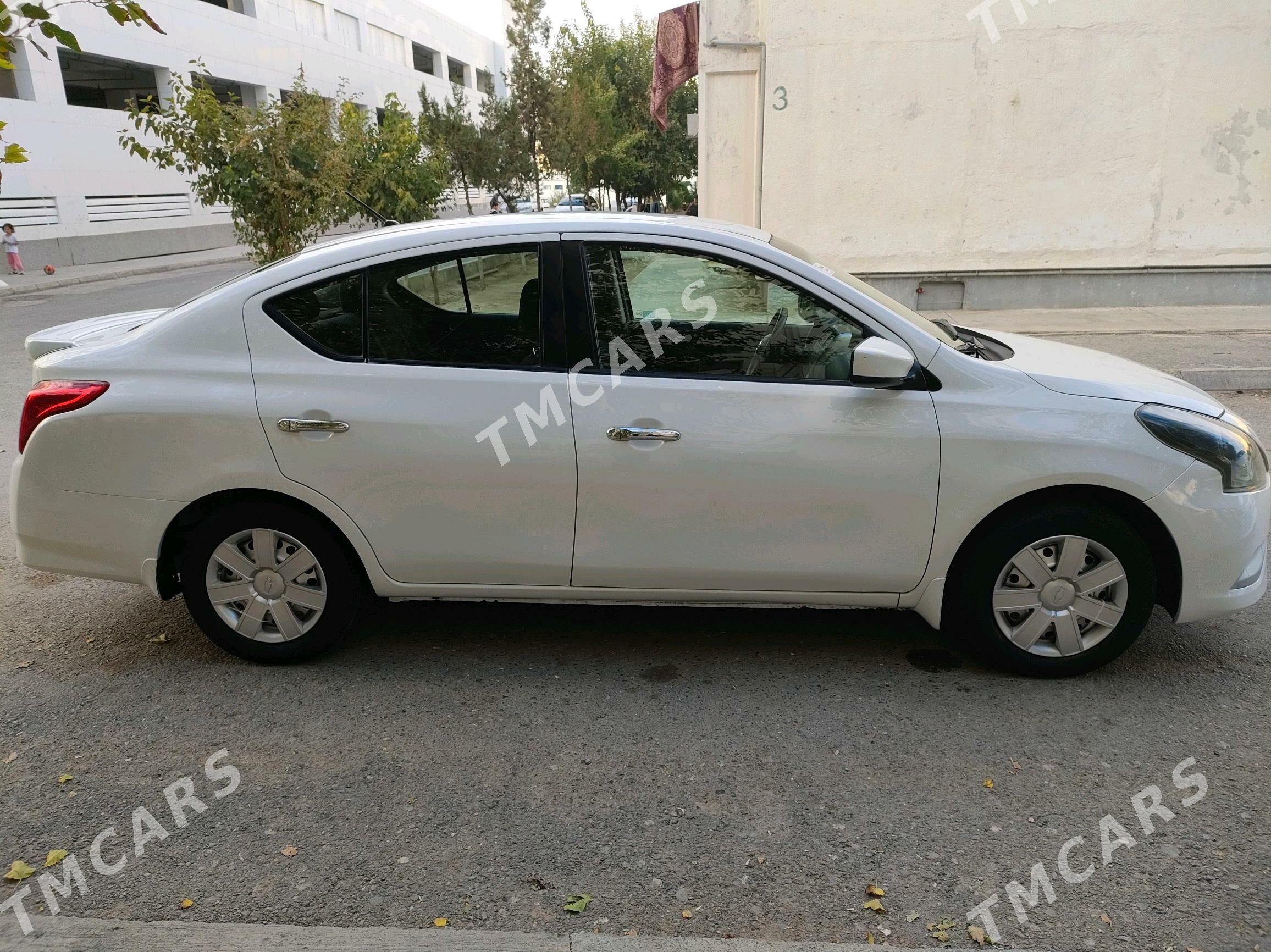 Nissan Versa 2016 - 118 000 TMT - Ak bugdaý etraby - img 2