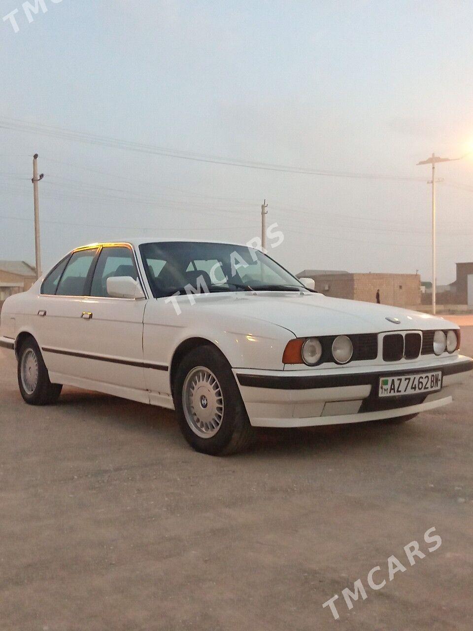 BMW 525 1989 - 40 000 TMT - Gumdag - img 2