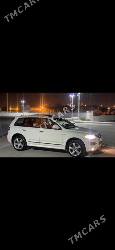 Volkswagen Touareg 2010 - 240 000 TMT - Балканабат - img 4