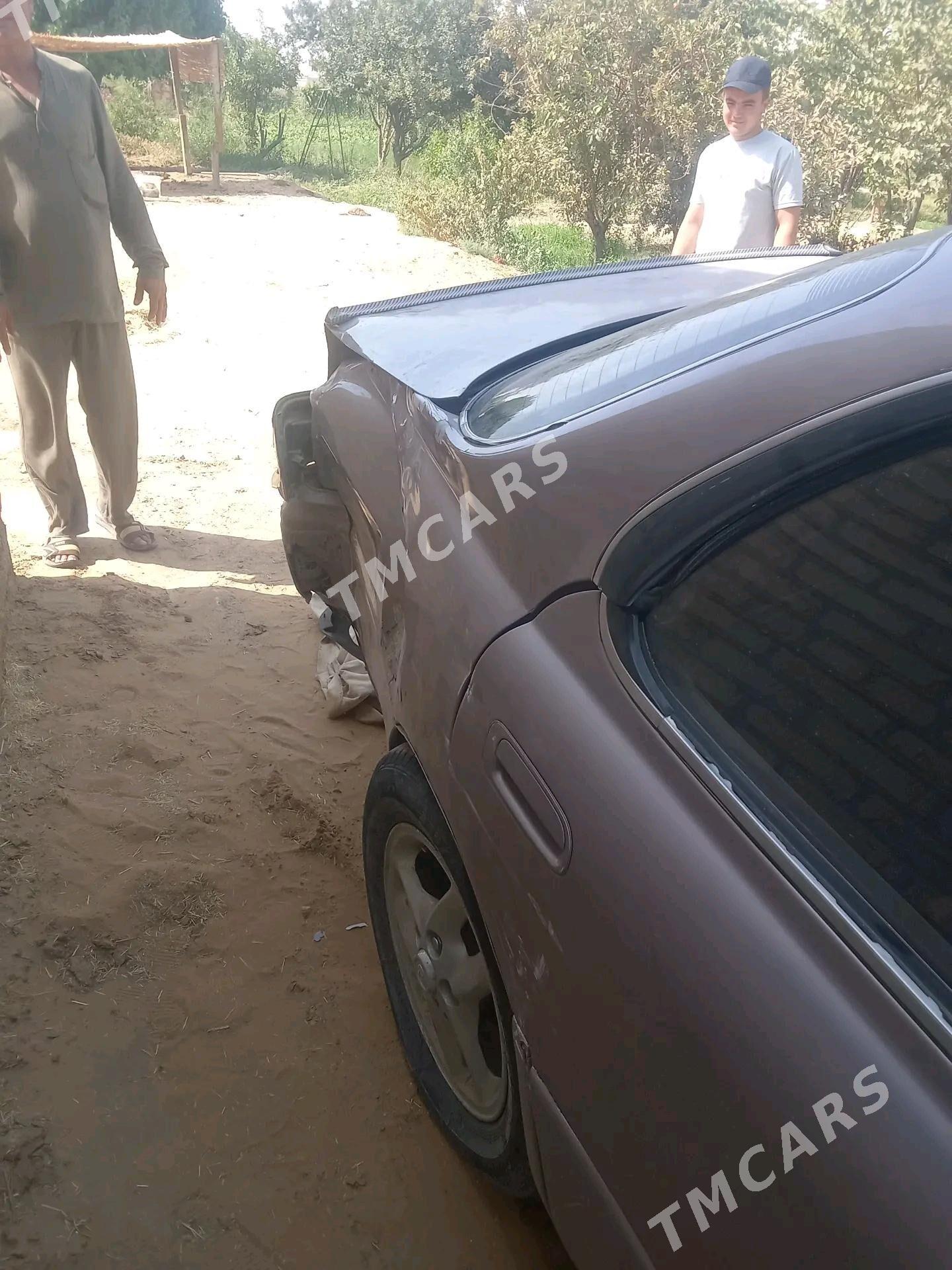 Lexus ES 300 1995 - 25 000 TMT - Wekilbazar - img 3