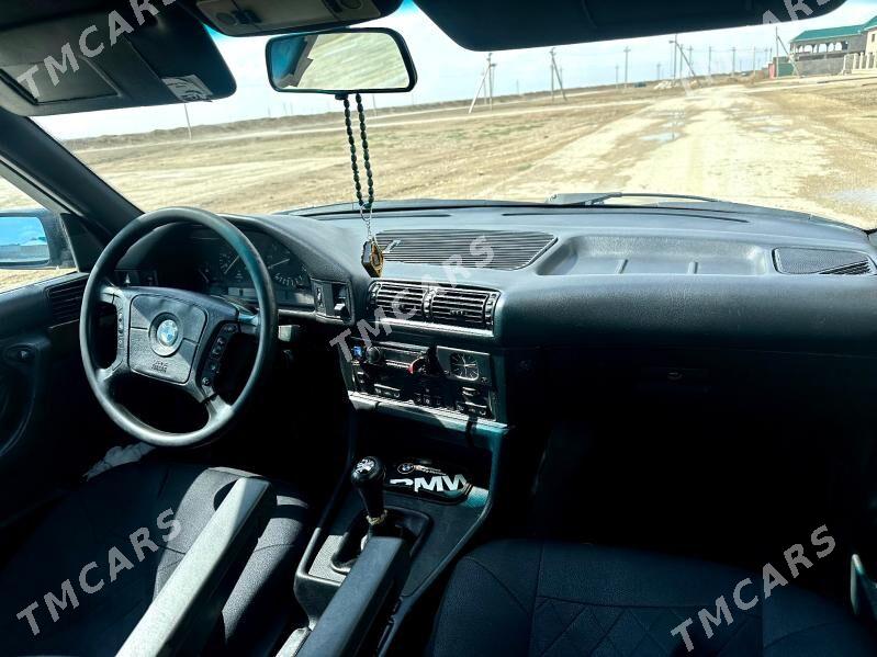 BMW 525 1994 - 67 000 TMT - Балканабат - img 2