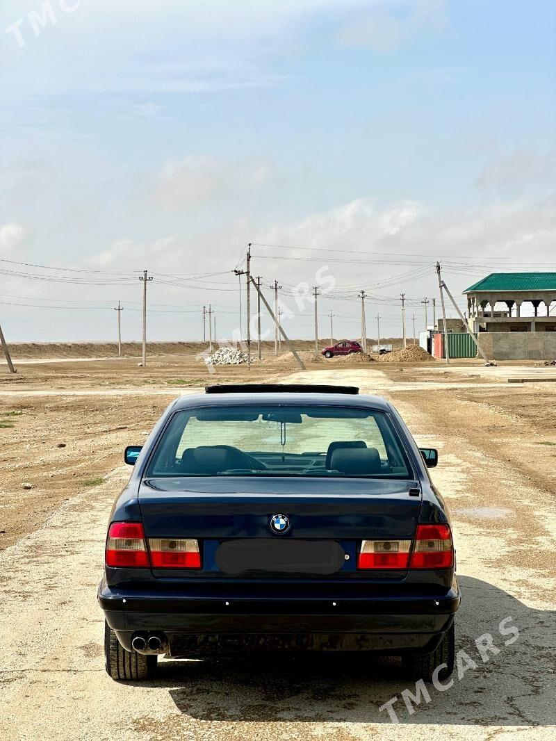 BMW 525 1994 - 67 000 TMT - Балканабат - img 5