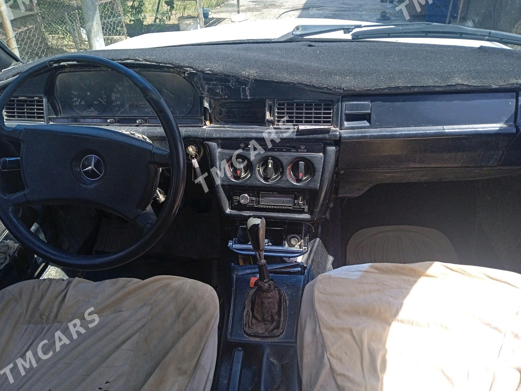 Mercedes-Benz 190E 1988 - 15 000 TMT - Гёкдепе - img 4