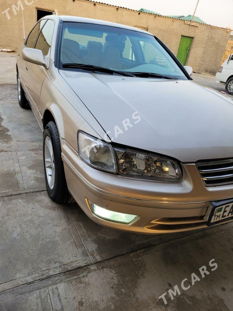 Toyota Camry 2000 - 120 000 TMT - Магданлы - img 5