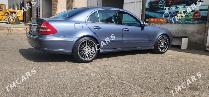 Mercedes-Benz E320 2004 - 150 000 TMT - Туркменабат - img 4