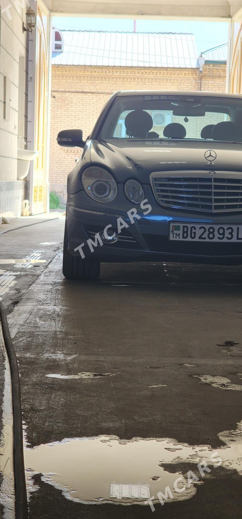 Mercedes-Benz E320 2004 - 150 000 TMT - Туркменабат - img 2