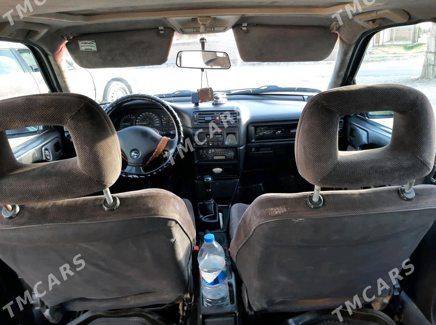 Opel Vectra 1992 - 44 000 TMT - Wekilbazar - img 7