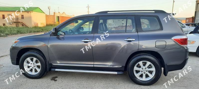Toyota Highlander 2012 - 325 000 TMT - Туркменабат - img 3