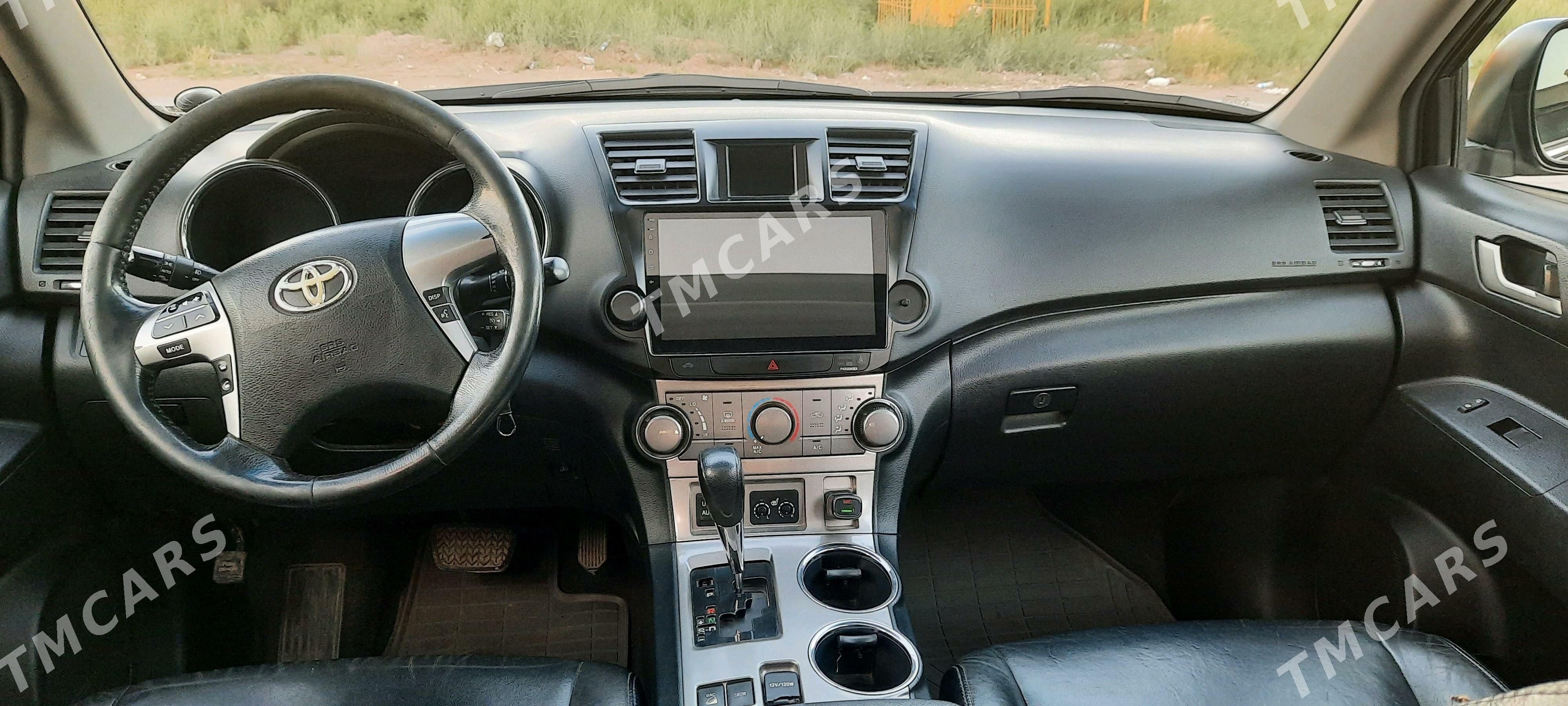 Toyota Highlander 2012 - 325 000 TMT - Туркменабат - img 4