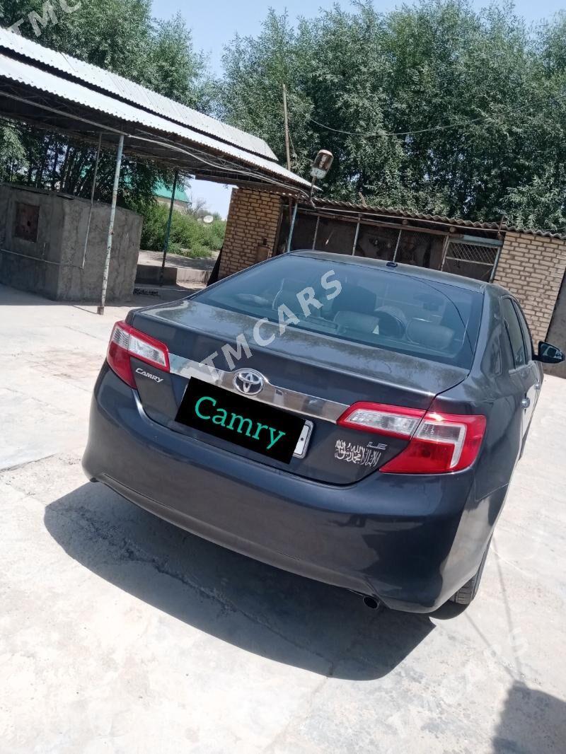 Toyota Camry 2012 - 220 000 TMT - Ýolöten - img 9