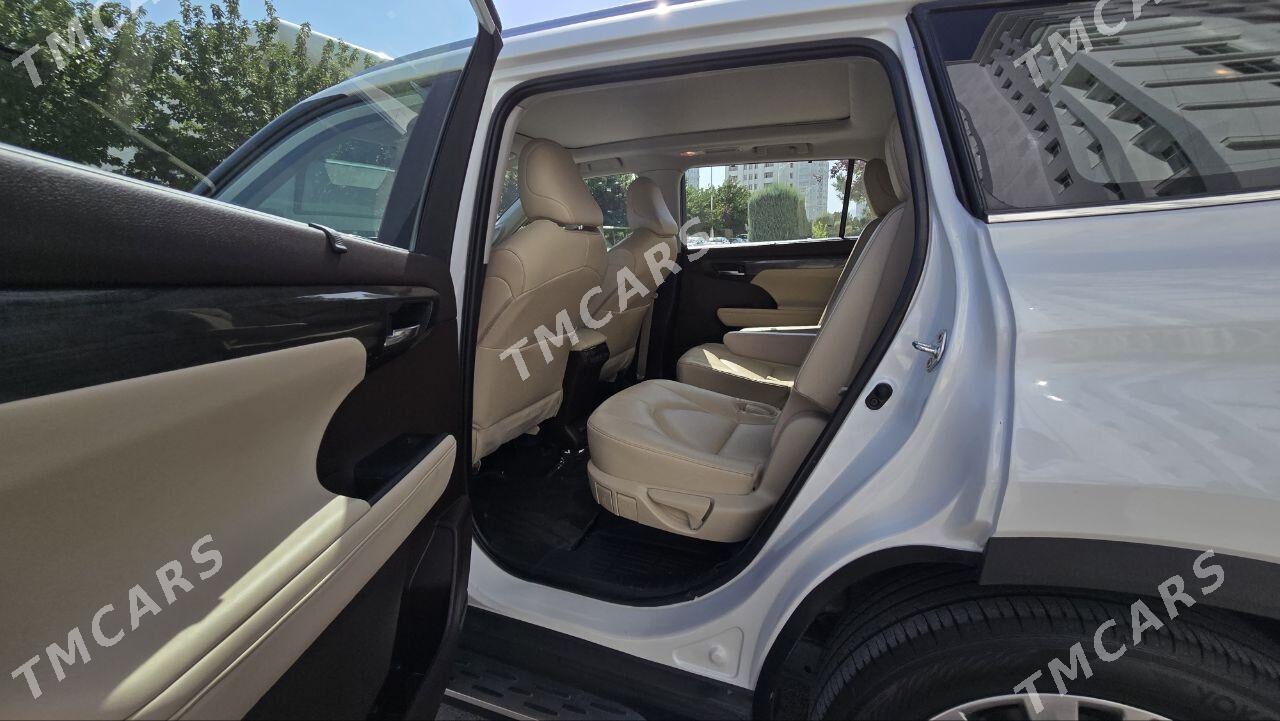Toyota Highlander 2022 - 770 000 TMT - Ашхабад - img 6