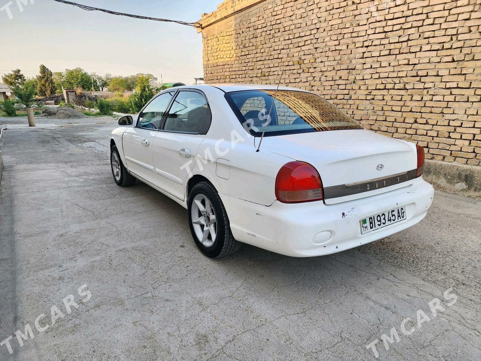 Hyundai Elantra 1999 - 32 000 TMT - Aşgabat - img 4