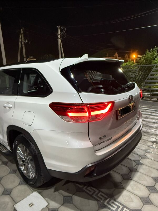 Toyota Highlander 2018 - 445 000 TMT - Aşgabat - img 6