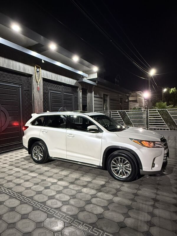 Toyota Highlander 2018 - 445 000 TMT - Aşgabat - img 1