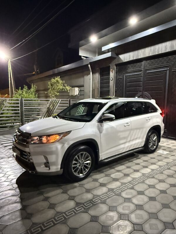 Toyota Highlander 2018 - 445 000 TMT - Aşgabat - img 2