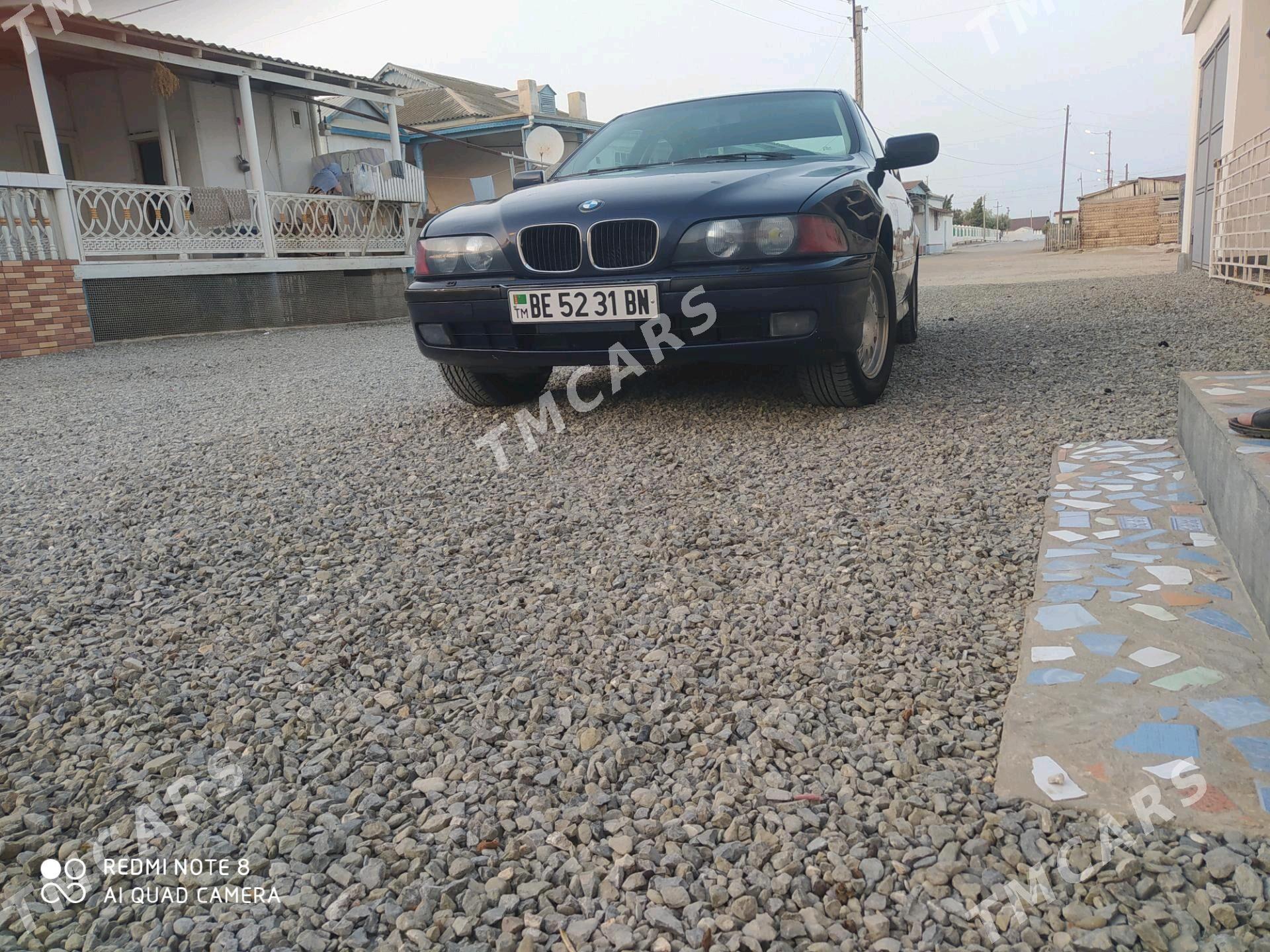 BMW 528 1997 - 80 000 TMT - Esenguly - img 4
