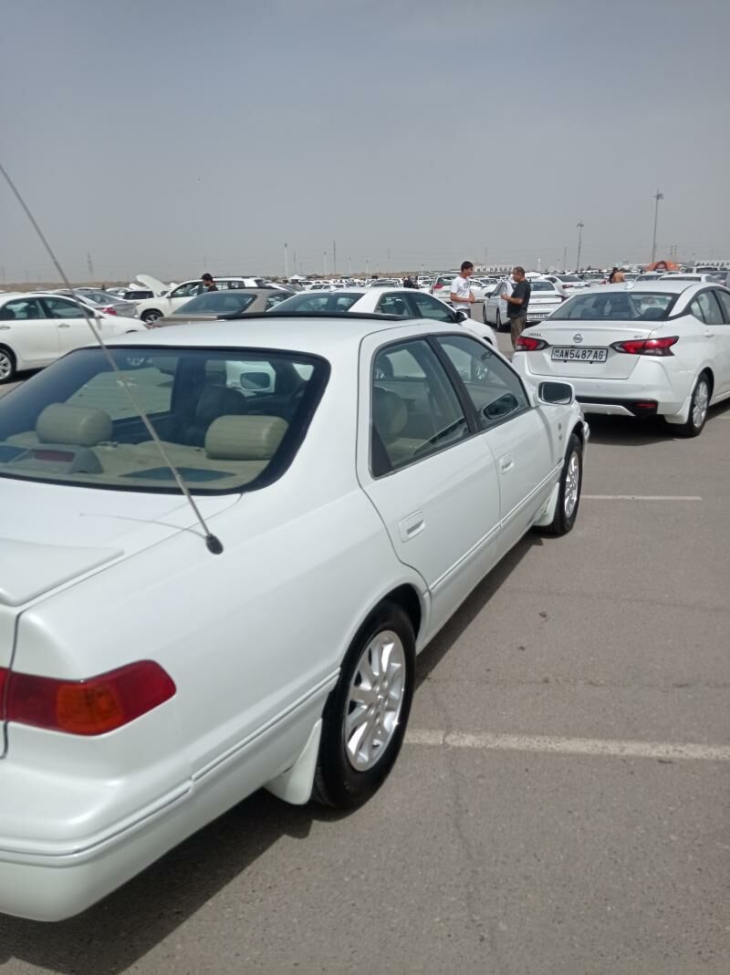 Toyota Camry 2000 - 140 000 TMT - Aşgabat - img 4