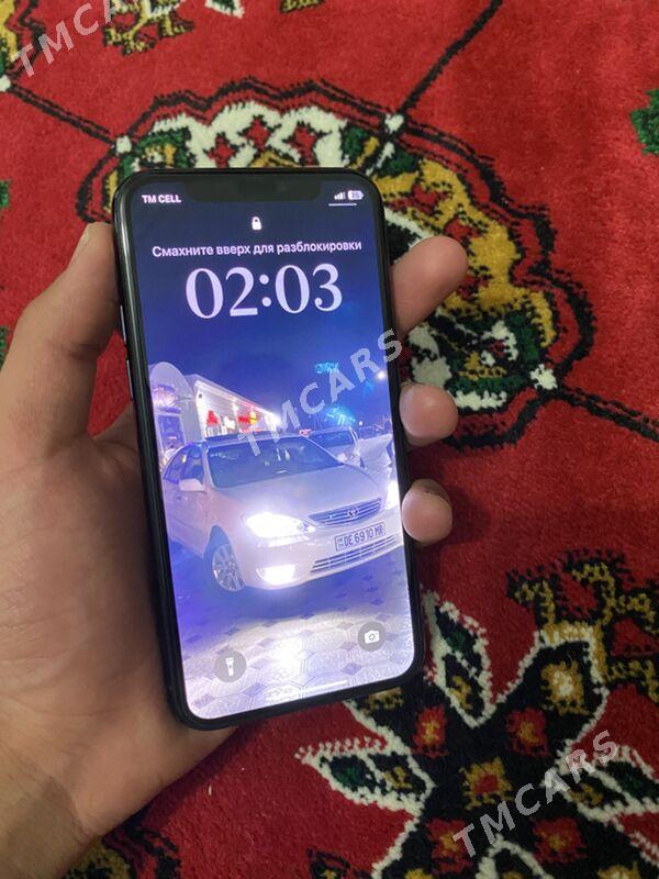 iphone 11 pro - Mary - img 1
