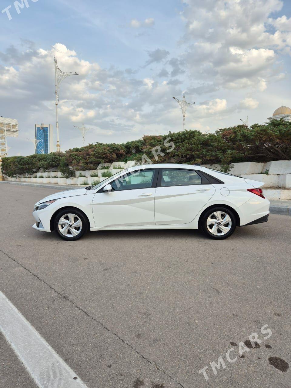 Hyundai Elantra 2021 - 250 000 TMT - Ашхабад - img 4