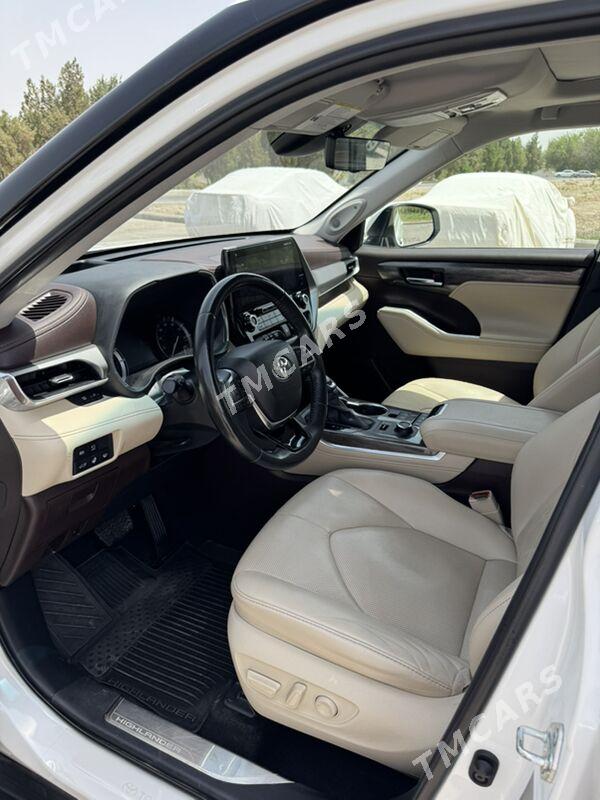 Toyota Highlander 2020 - 620 000 TMT - Baýramaly - img 3