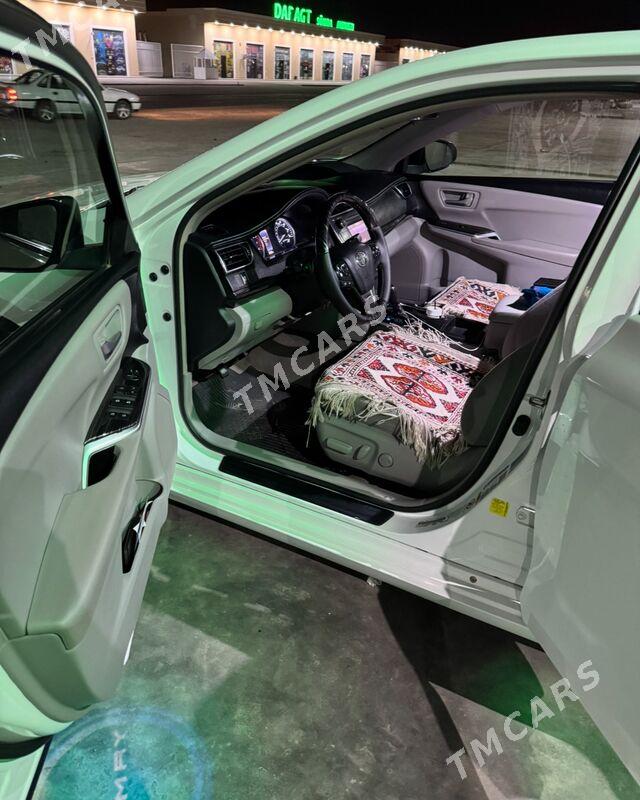 Toyota Camry 2017 - 255 000 TMT - Baýramaly - img 4