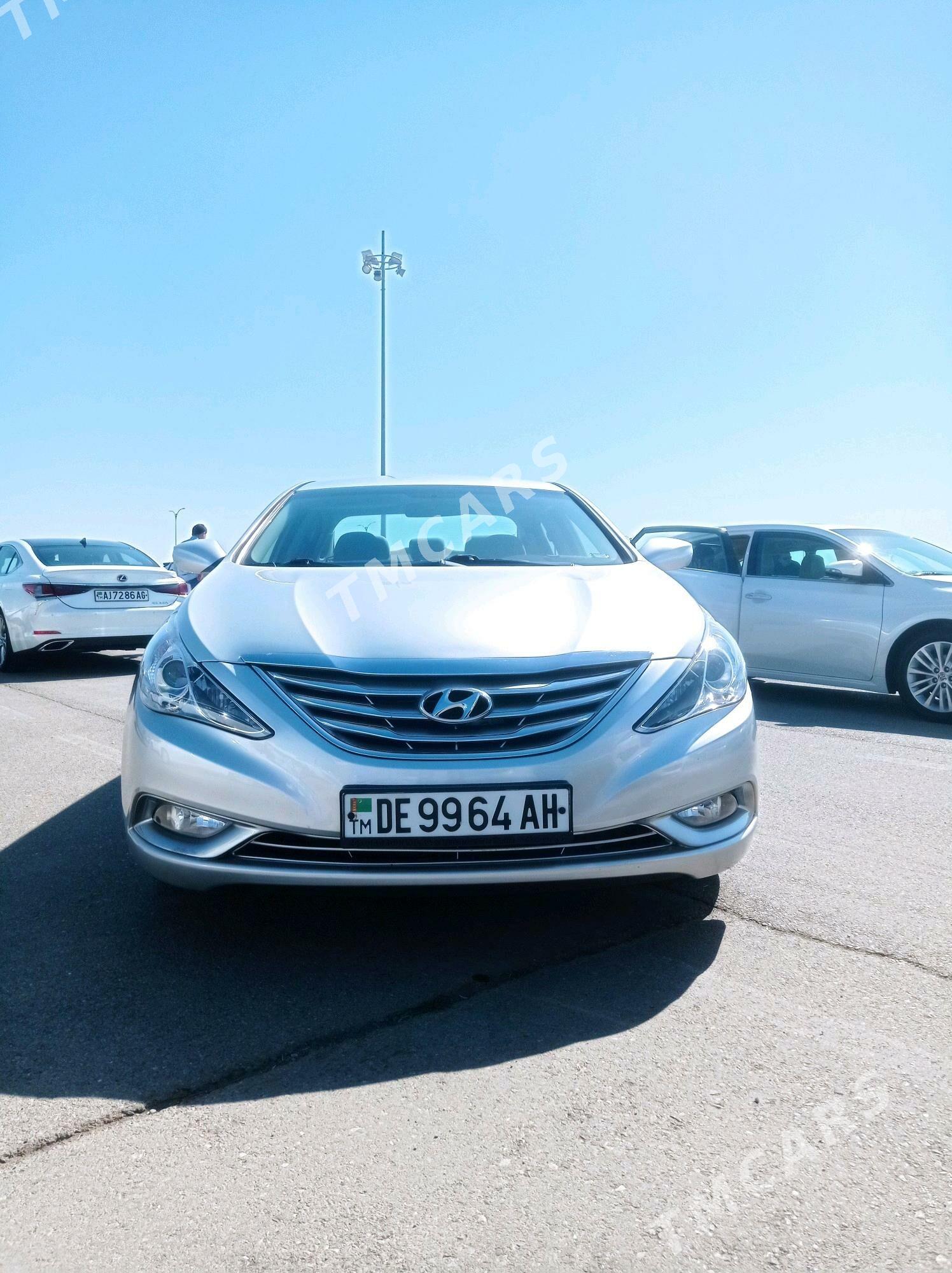 Hyundai Sonata 2011 - 140 000 TMT - Ak bugdaý etraby - img 2